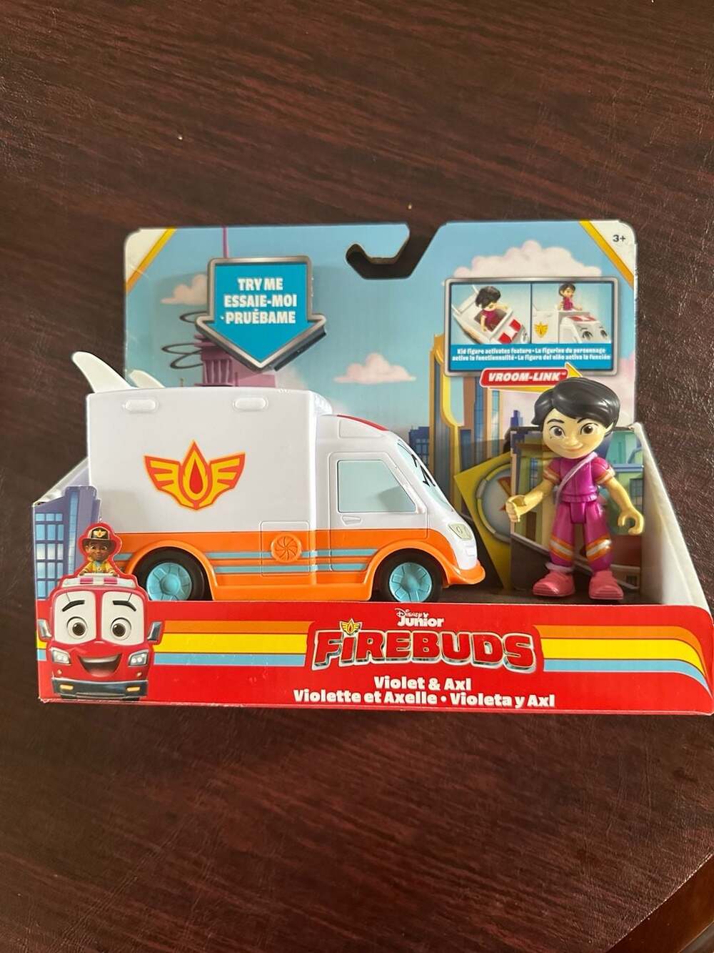 Disney Junior Firebuds Violet & Axl Vroom-Link Toy Set